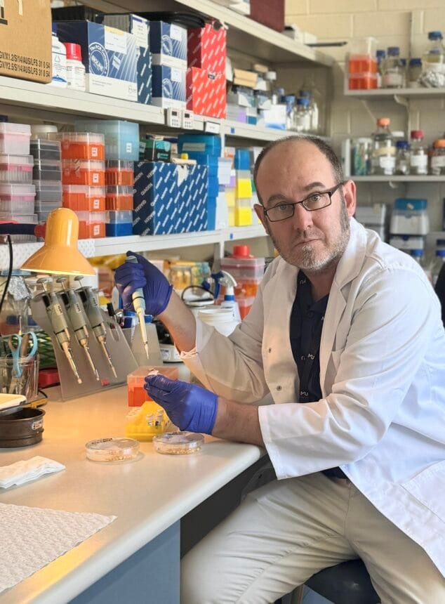 Associate Professor Ryan Whitford